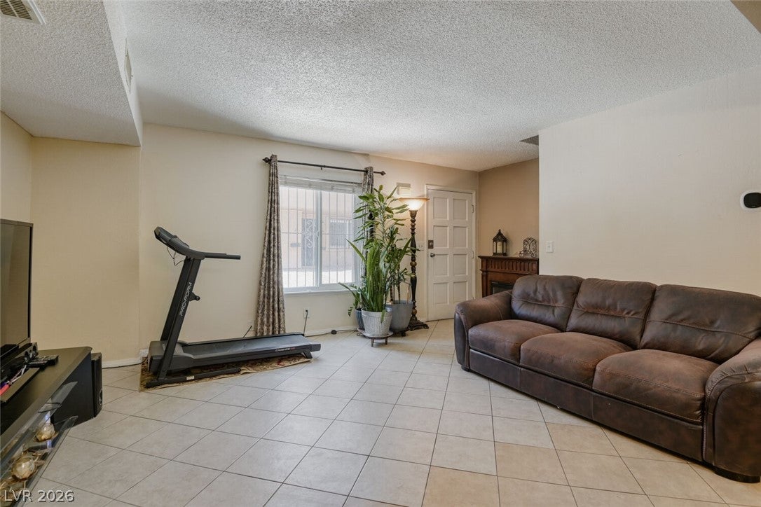 6231 W Washington Ave, Las Vegas, NV 89107 photo