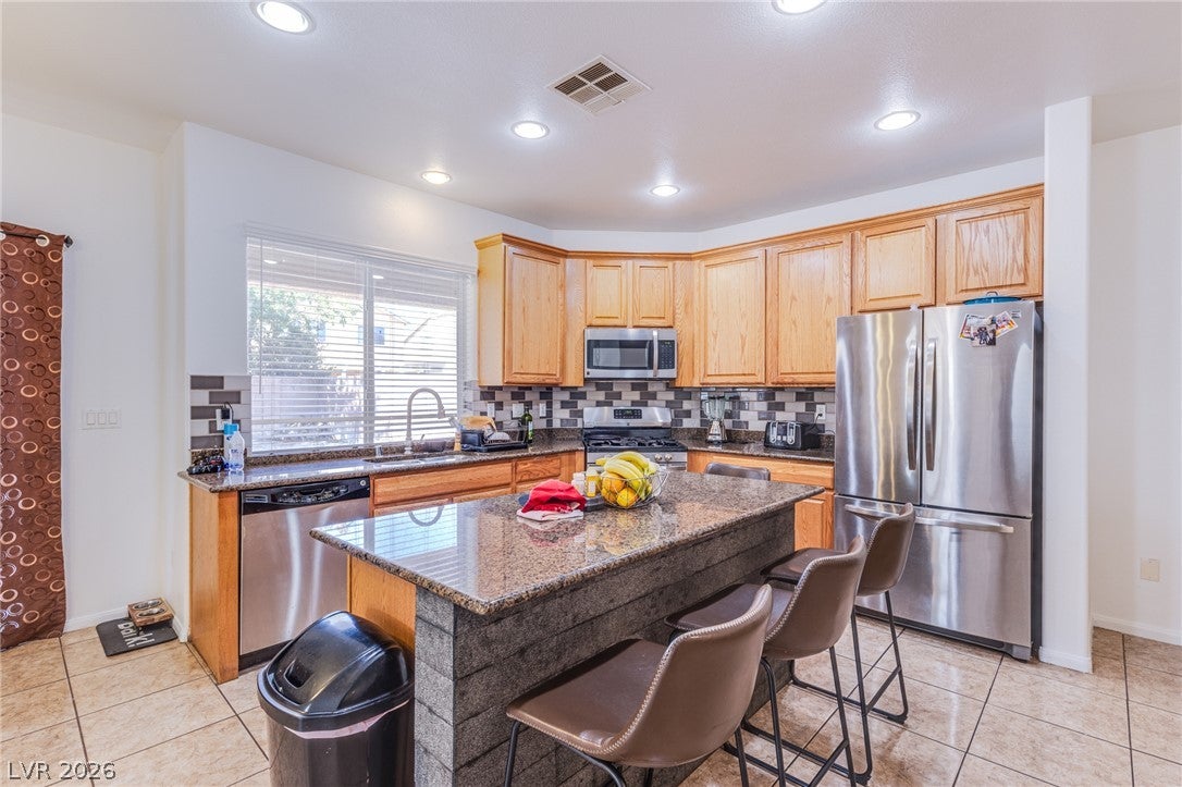 124 Sharp Edge Ave, North Las Vegas, NV 89031 photo