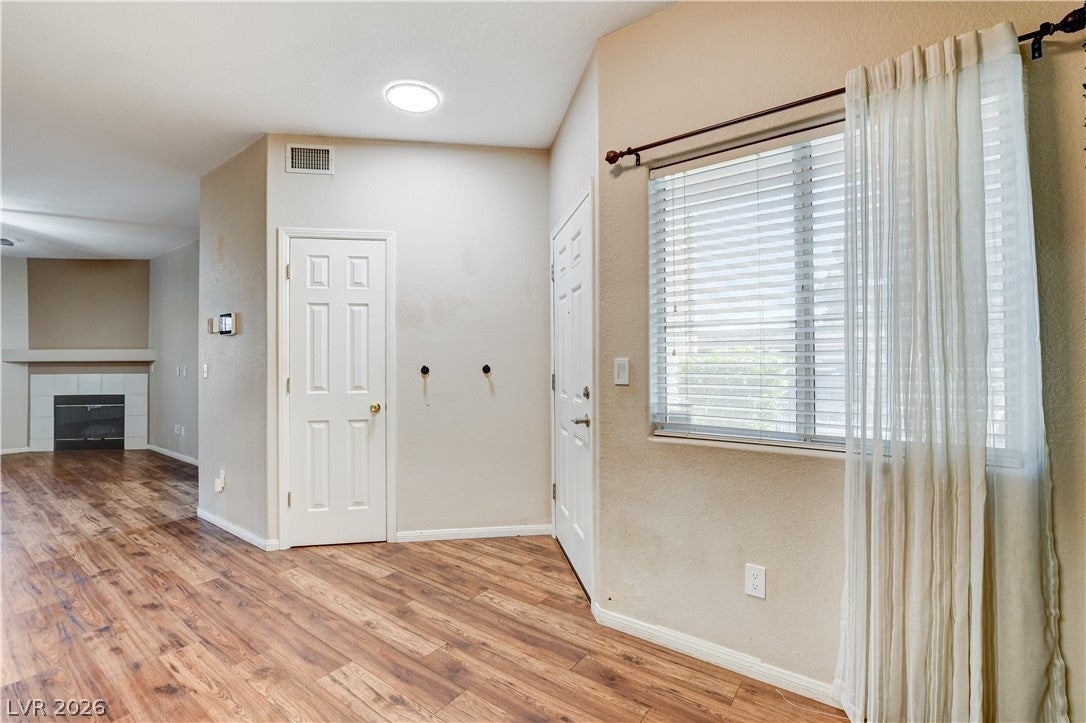 3320 S Fort Apache Rd #130, Las Vegas, NV 89117 photo