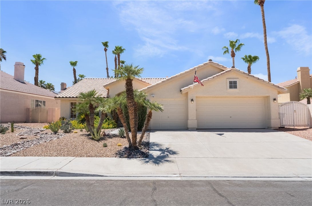 2117 White Falls St, Las Vegas, NV 89128 photo
