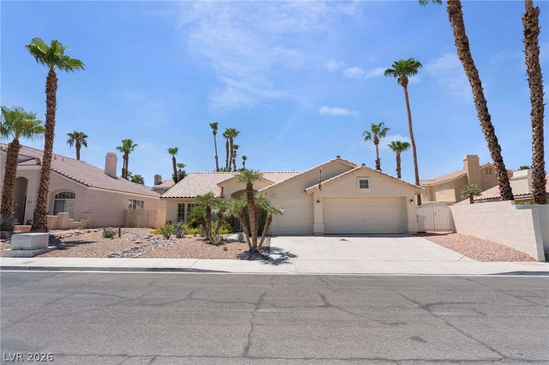 2117 White Falls St, Las Vegas, NV 89128 photo