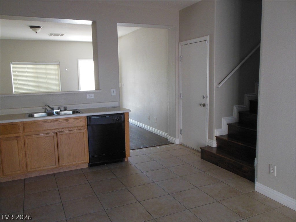 7431 Mariposa Grove St, Las Vegas, NV 89139 photo