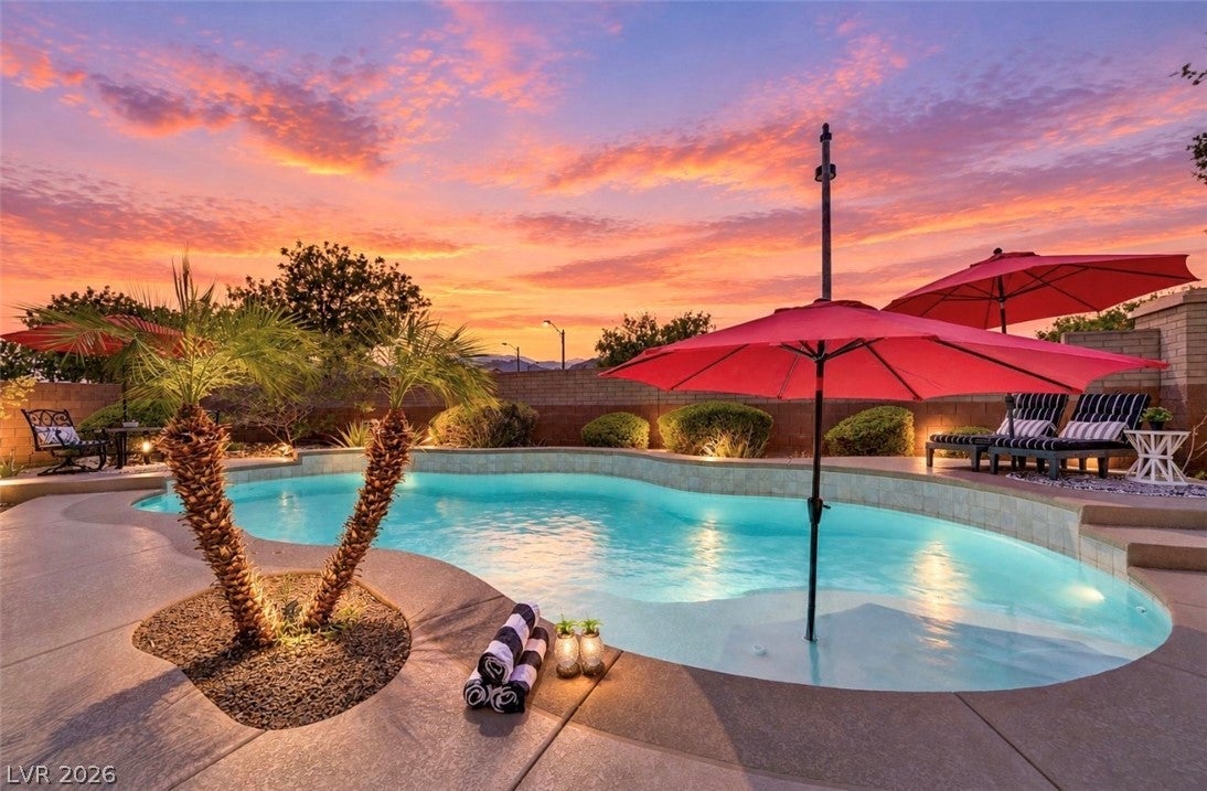 7317 Great Dover St, Las Vegas, NV 89166
