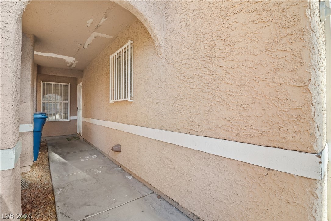 3910 Gulliver St, Las Vegas, NV 89115 photo