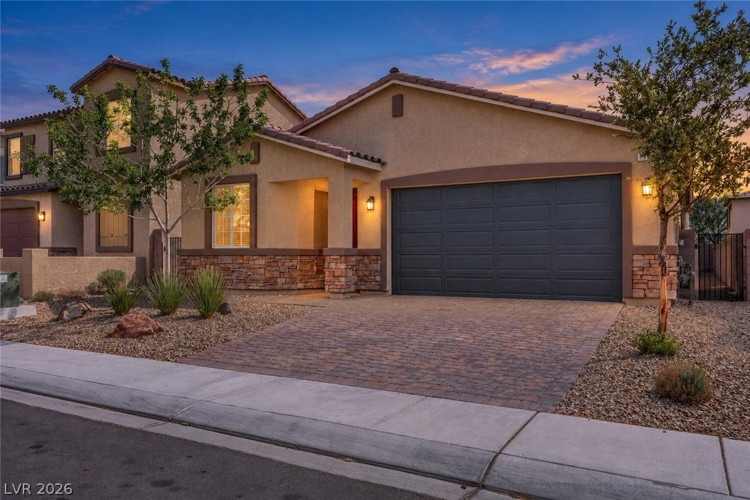 7754 Wishbone Falls St, North Las Vegas, NV 89084 photo