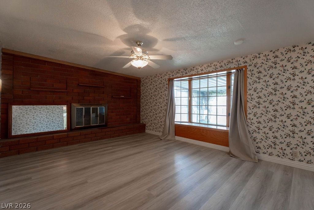 5185 Sun Valley Dr, Las Vegas, NV 89122 photo