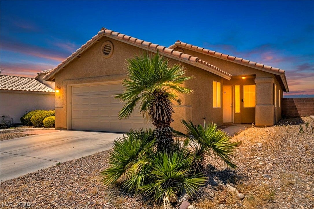 2859 Mount Hope Dr, Las Vegas, NV 89156