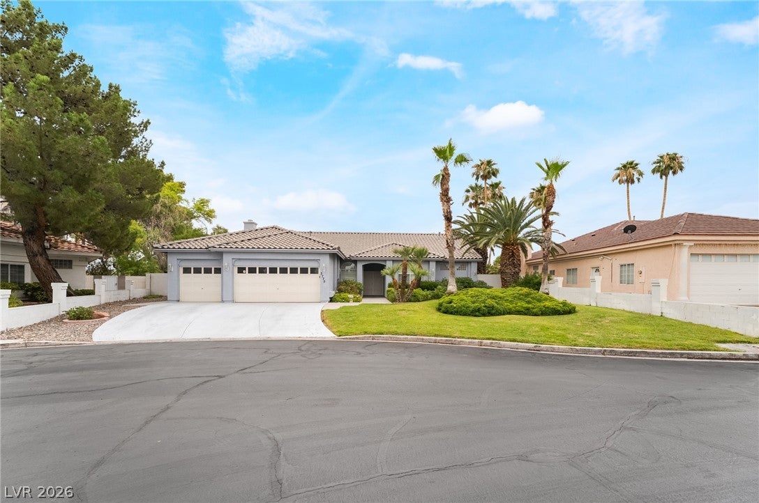 3775 Rick Stratton Dr, Las Vegas, NV 89120