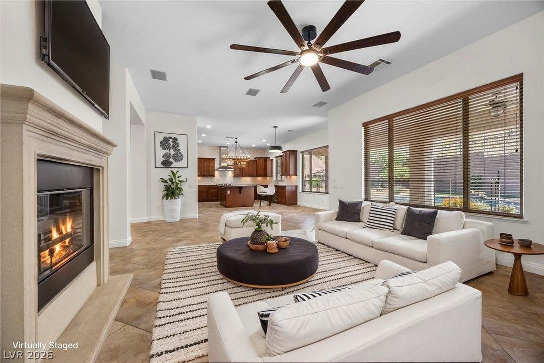 2125 De Rouge Ave, Henderson, NV 89044 photo