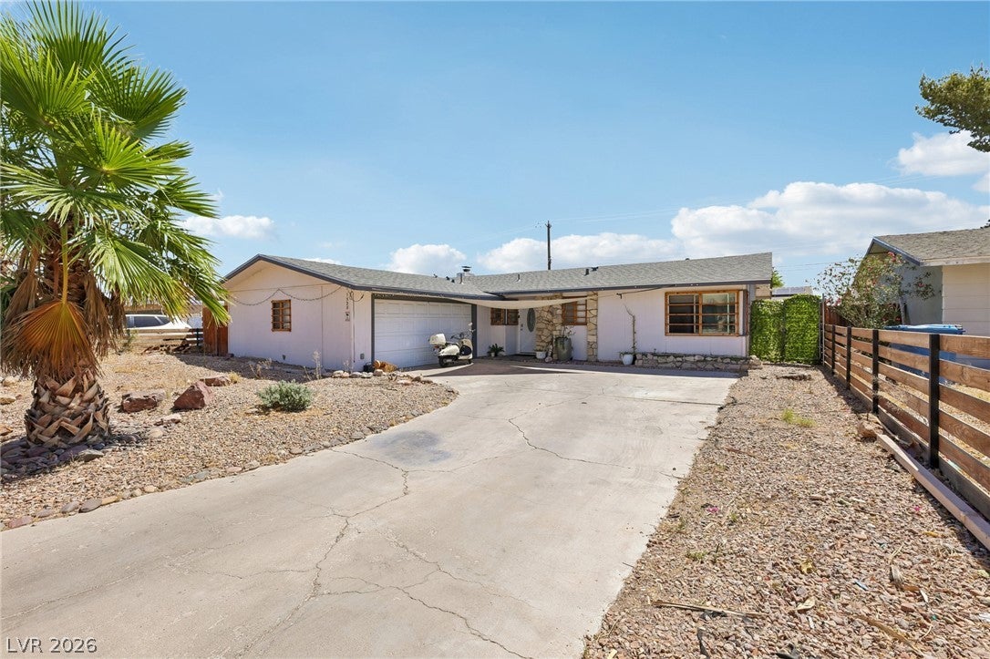 1528 Saylor Way, Las Vegas, NV 89108 photo