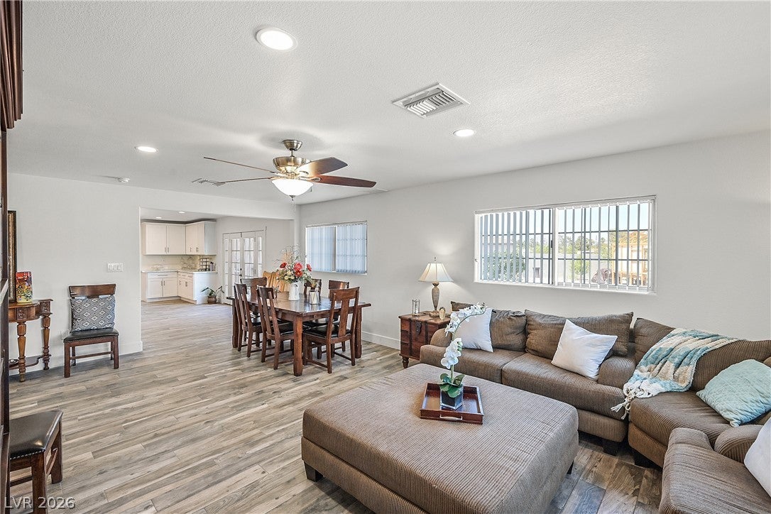 4420 Quadrel St, Las Vegas, NV 89129 photo