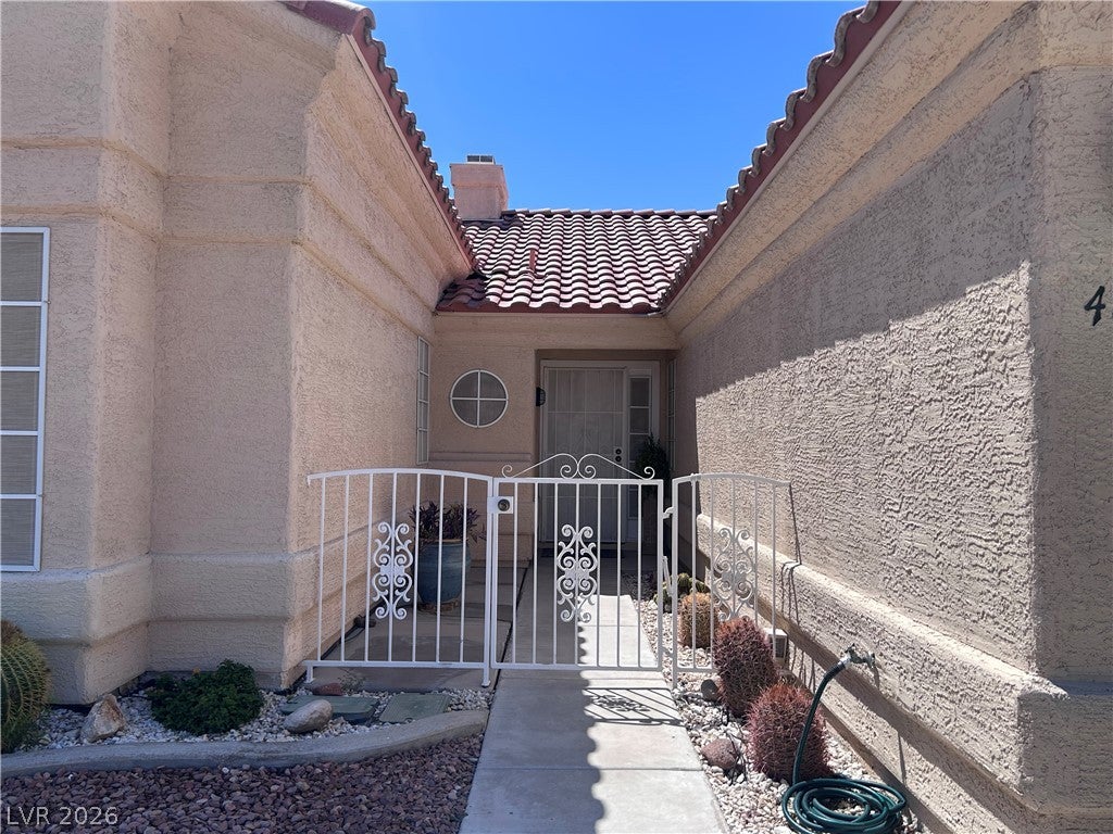 4805 Crimson Glory Ln, Las Vegas, NV 89130 photo