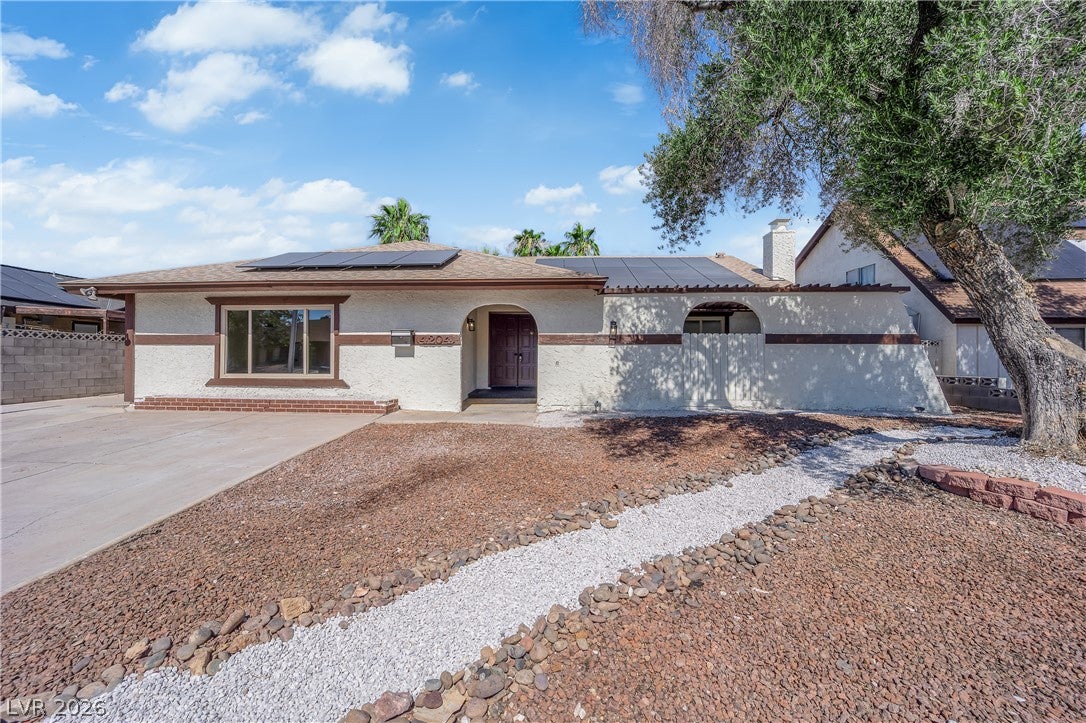 4204 Grace St, Las Vegas, NV 89121
