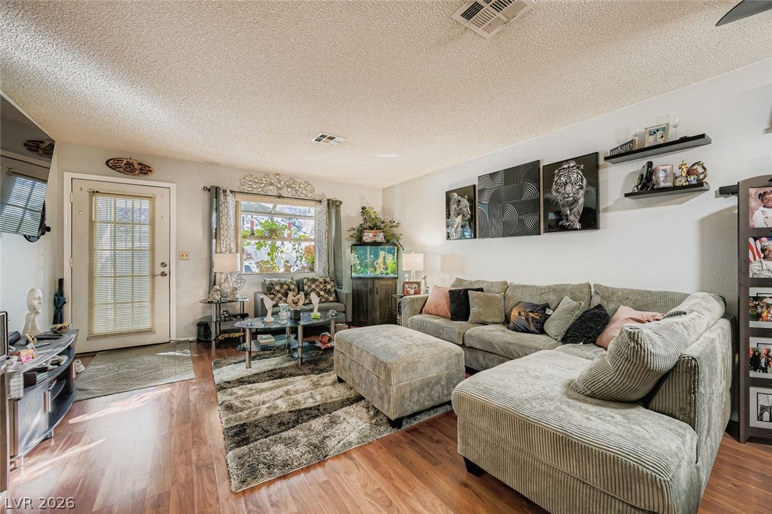 2132 Bavington Dr, Las Vegas, NV 89108 photo