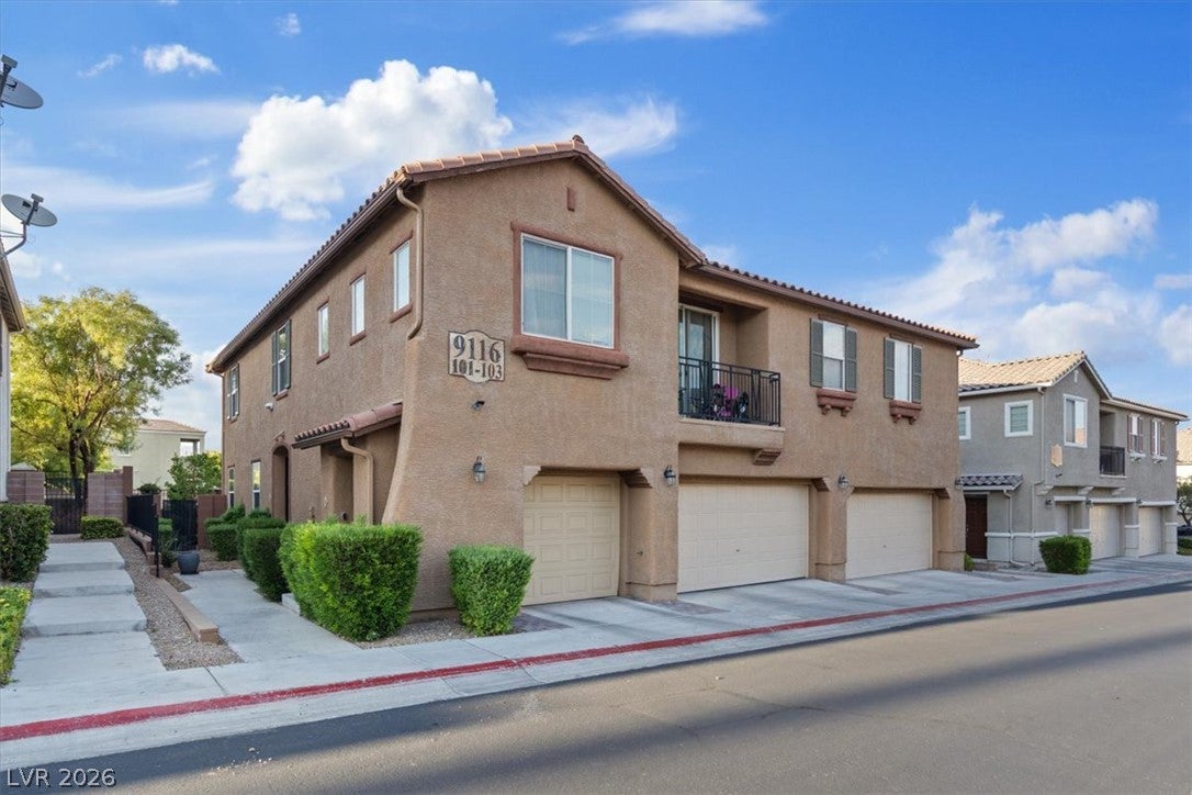 9116 Alpine Grove Ave, Las Vegas, NV 89149