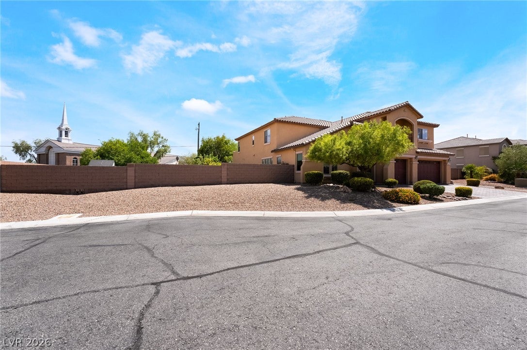 6057 Twilight Cove Cir, Las Vegas, NV 89131 photo