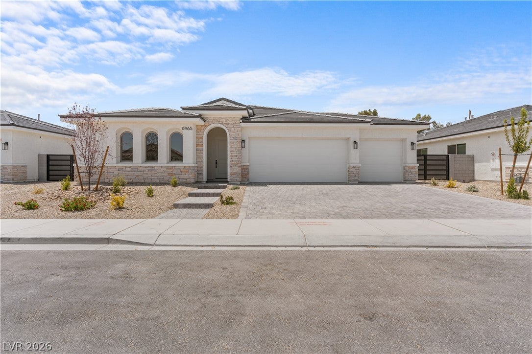 5615 Grizzly Summit Dr, Las Vegas, NV 89130 photo