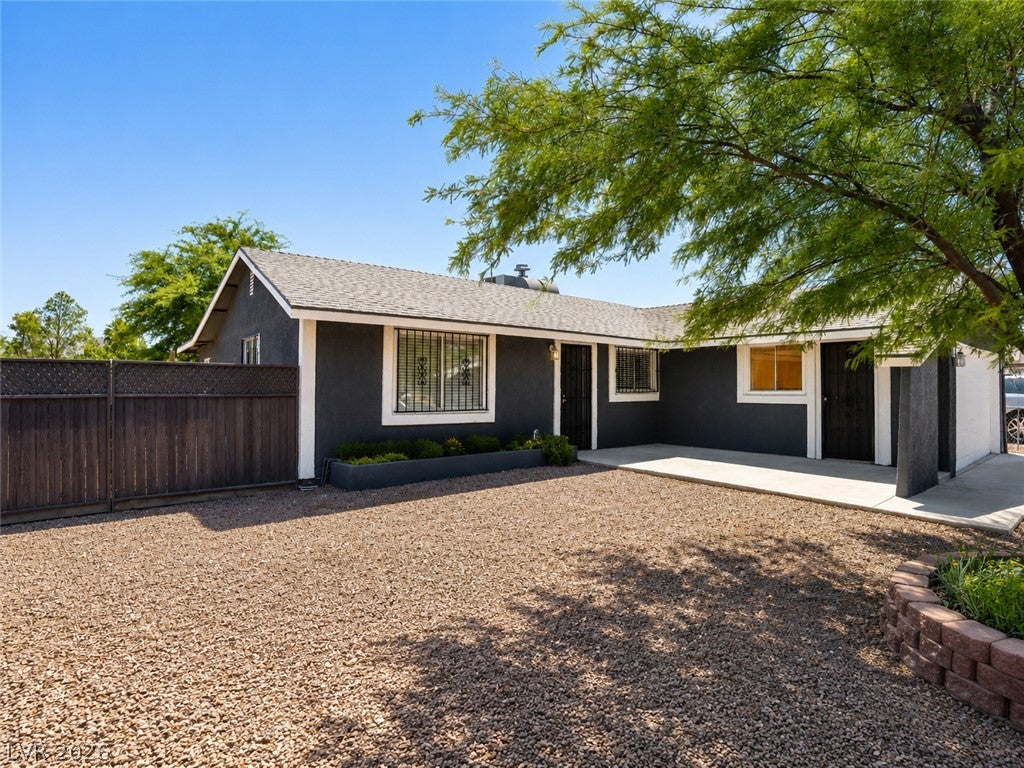 2870 S Sandhill Rd, Las Vegas, NV 89121 photo
