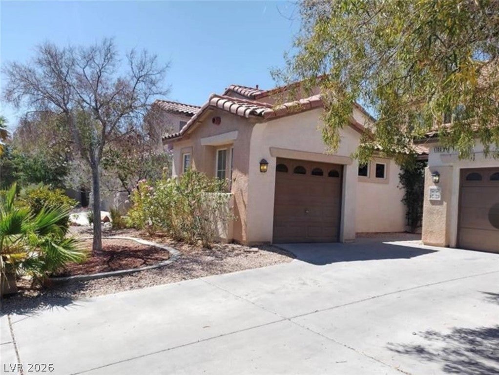 1700 Ravanusa Dr, Henderson, NV 89052