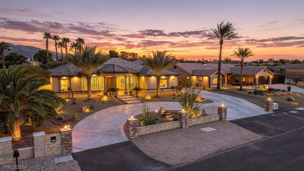 7075 N Jensen St, Las Vegas, NV 89149 photo