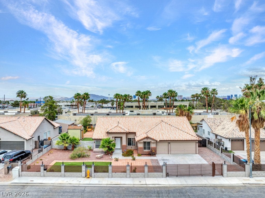 2660 Rosanna St, Las Vegas, NV 89117