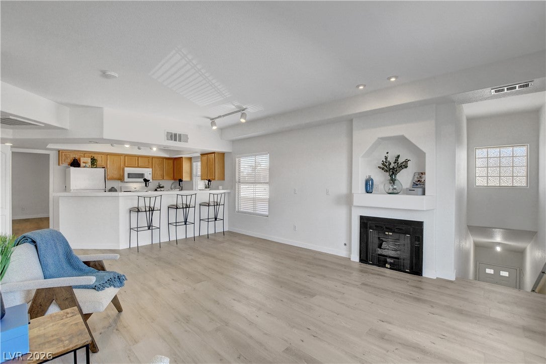 3600 Arginis St #201, Las Vegas, NV 89108 photo