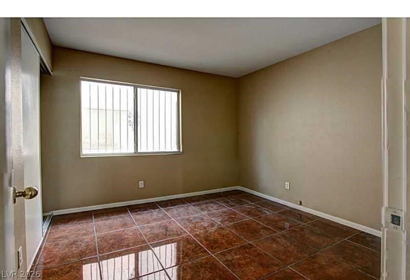 5115 Blossom Ave, Las Vegas, NV 89142 photo
