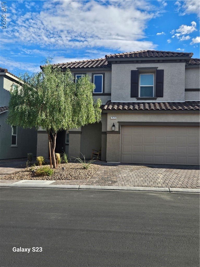 7573 Lush Oasis Ave, Las Vegas, NV 89113