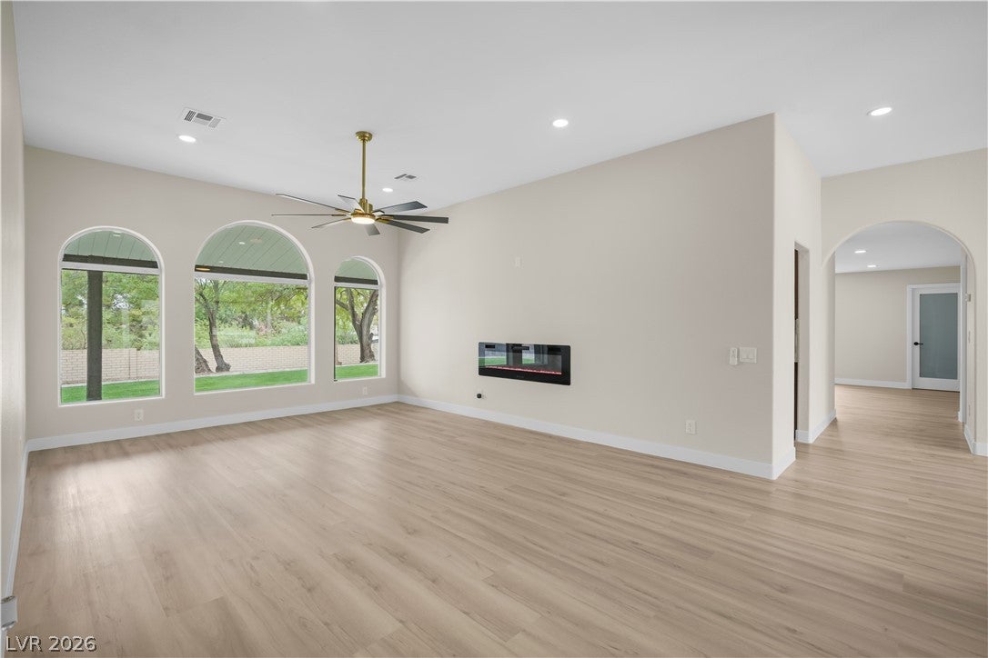 3150 S Tenaya Way, Las Vegas, NV 89117 photo