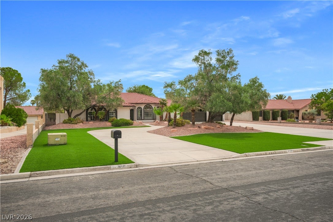 3150 S Tenaya Way, Las Vegas, NV 89117 photo