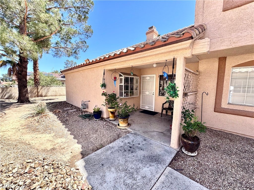 1600 Torrey Pines Dr, Las Vegas, NV 89108