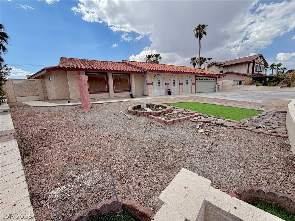 6593 Costa Brava Rd, Las Vegas, NV 89146 photo
