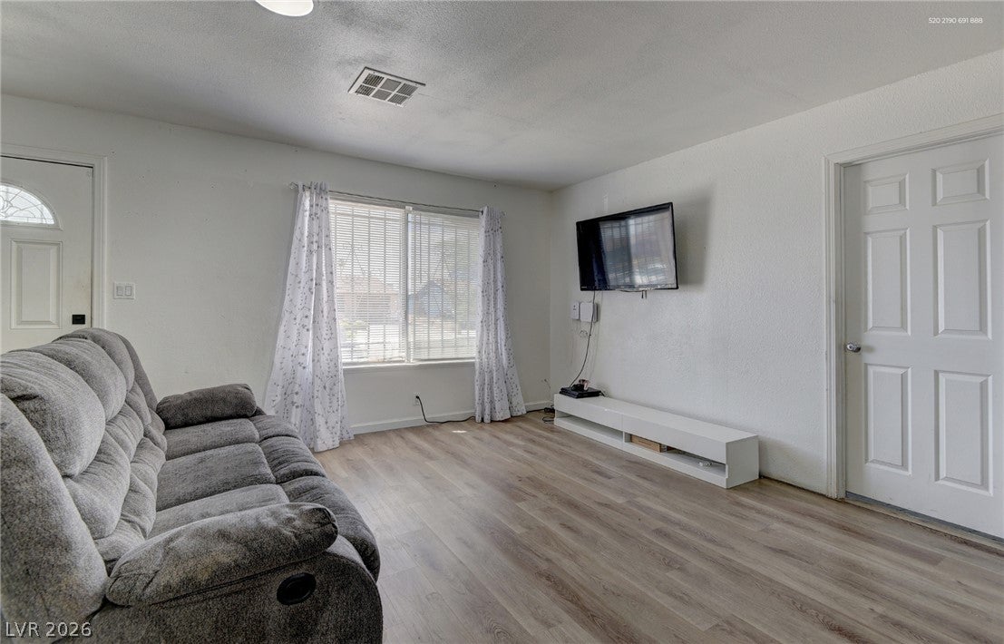 6500 Hill View Ave, Las Vegas, NV 89107 photo