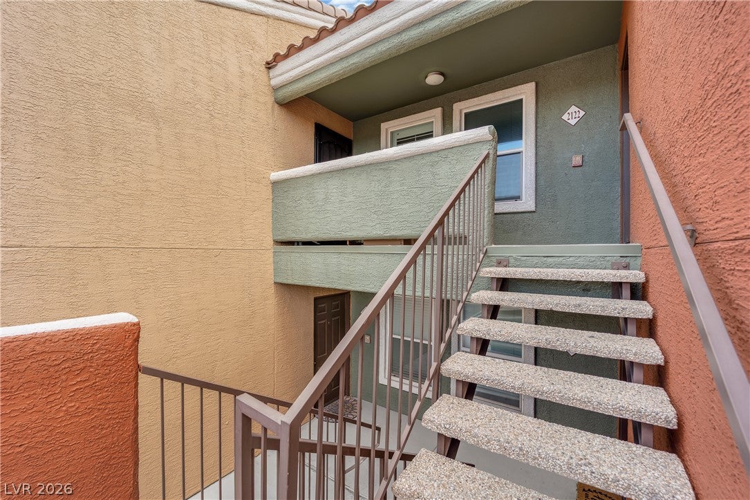 8101 Flamingo Rd, Las Vegas, NV 89147