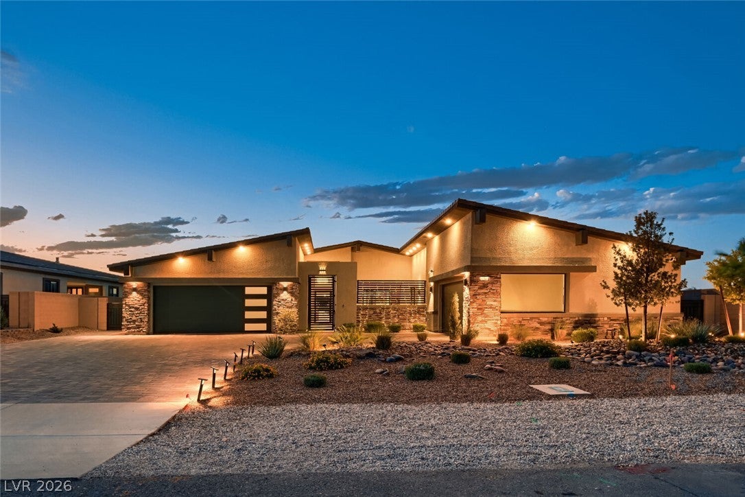 8310 Camero Ave, Las Vegas, NV 89113