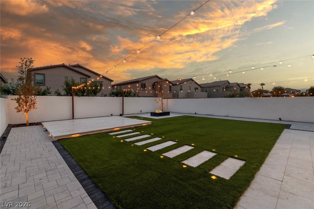 1013 Cliff Castle Ave, North Las Vegas, NV 89081 photo
