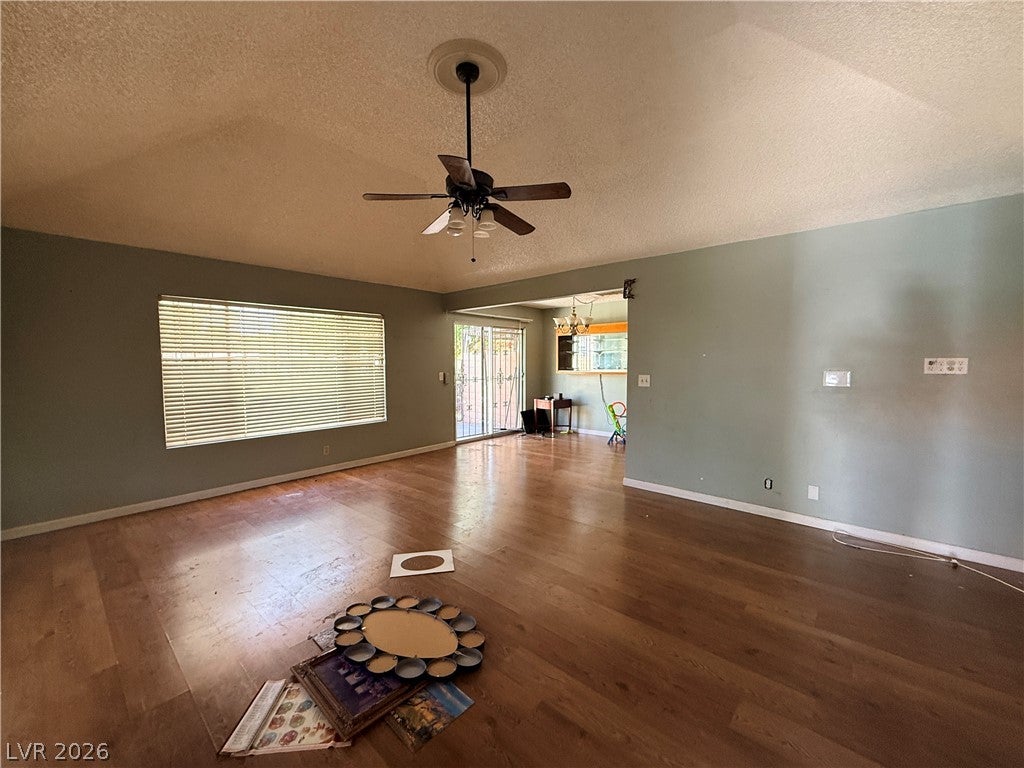 6681 Bubbling Brook Dr, Las Vegas, NV 89107 photo