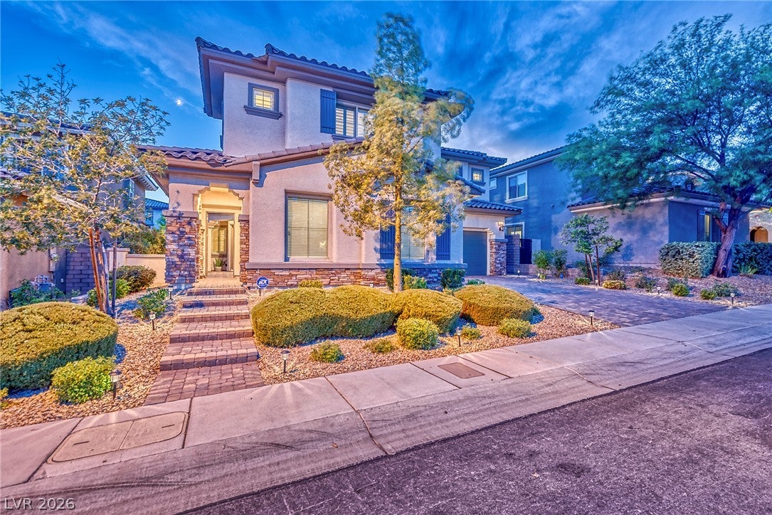 301 Oakrun Ct, Las Vegas, NV 89138 photo