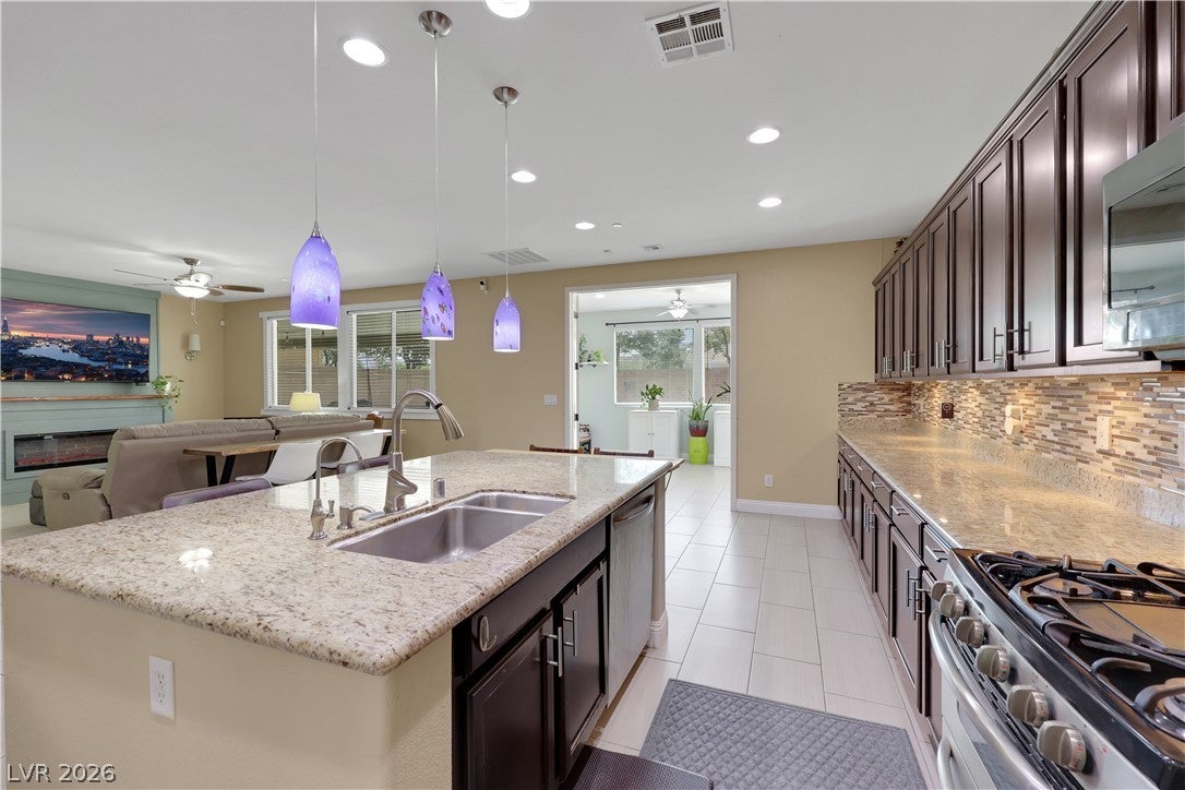 3785 Toscanella Ave, Henderson, NV 89052 photo
