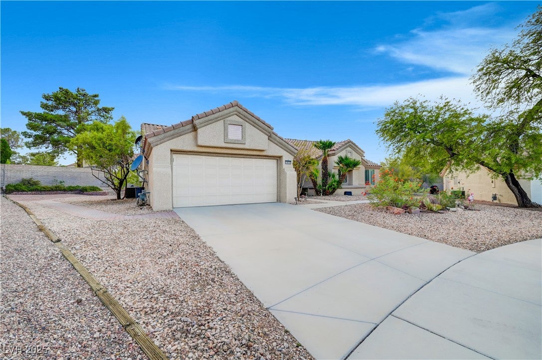 3033 Merimar Dr, Las Vegas, NV 89134