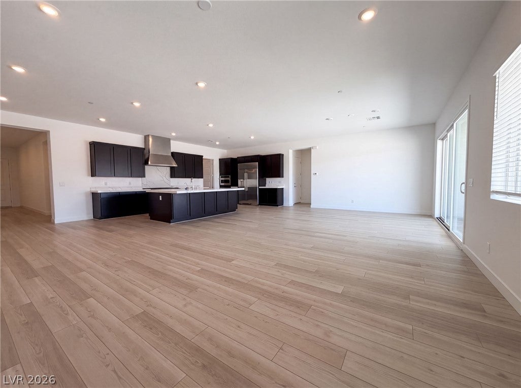 8289 Warbonnet Way, Las Vegas, NV 89113 photo