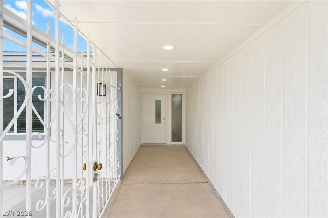 7100 Raincloud Dr, Las Vegas, NV 89145 photo