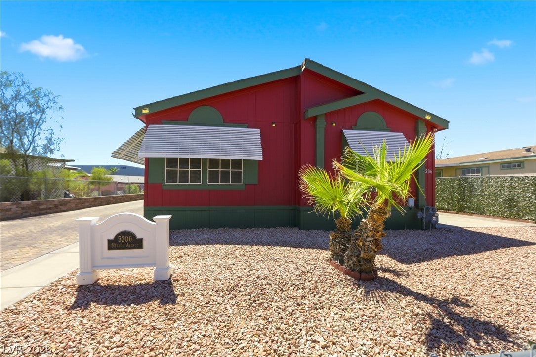 5206 Nevada Ave, Las Vegas, NV 89122