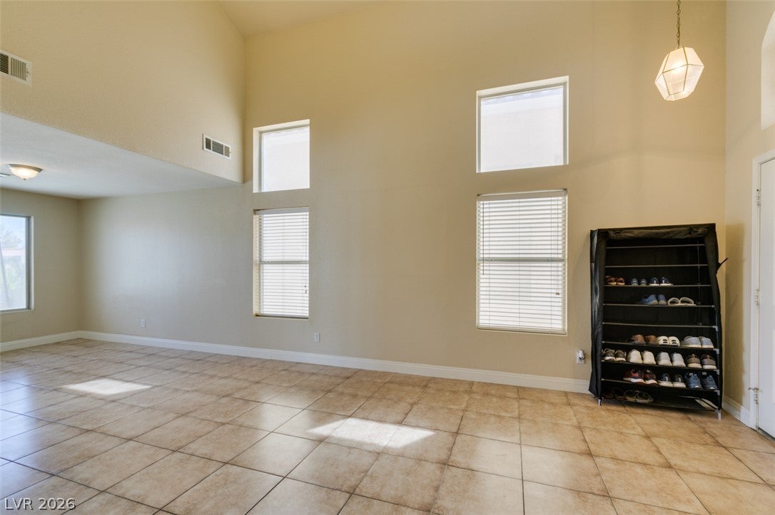 3772 Bossa Nova Dr, Las Vegas, NV 89129 photo