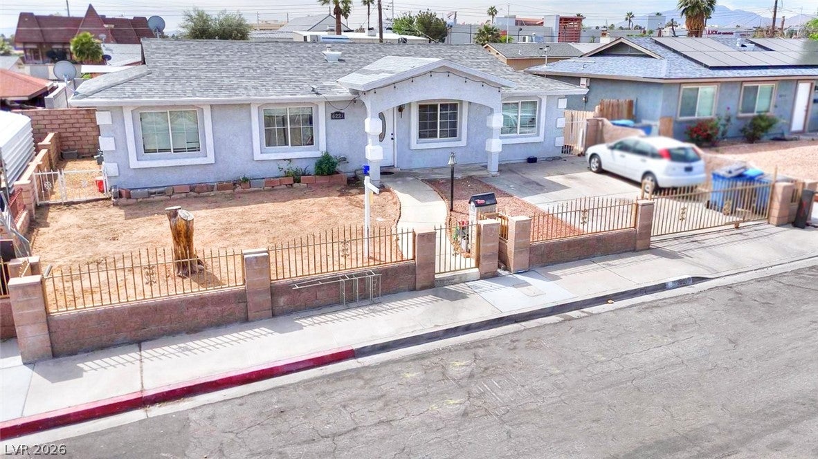 6221 Casada Way, Las Vegas, NV 89107 photo