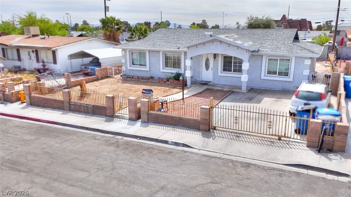 6221 Casada Way, Las Vegas, NV 89107 photo