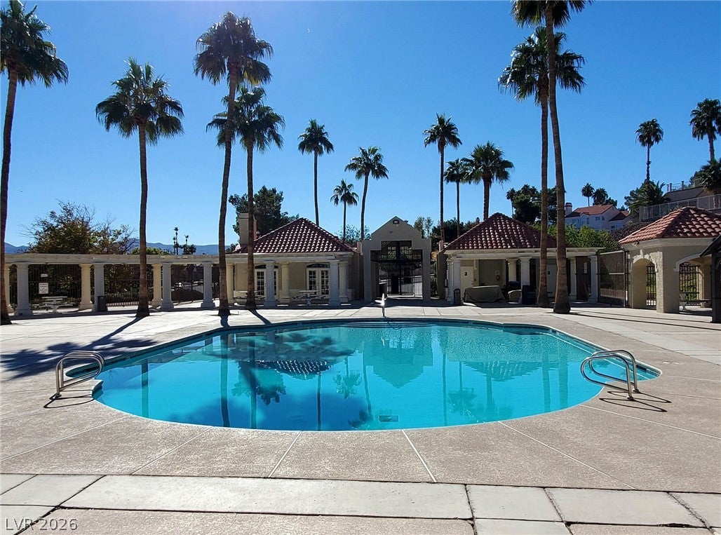1727 Comstock Dr, Henderson, NV 89014 photo