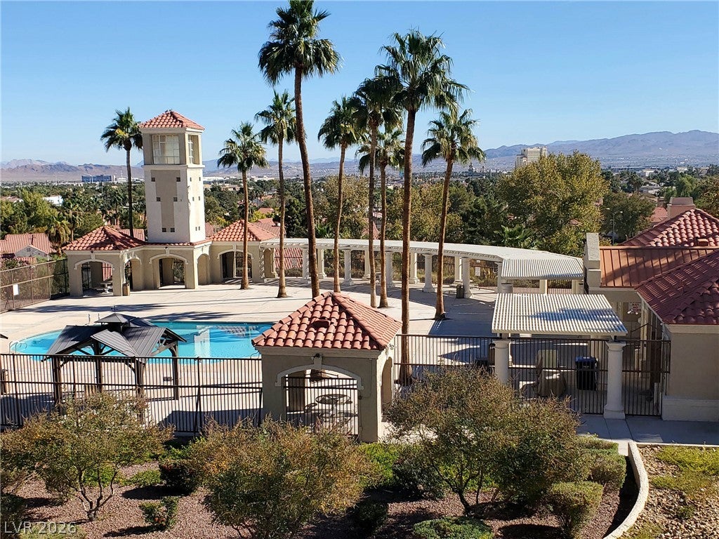 1727 Comstock Dr, Henderson, NV 89014 photo