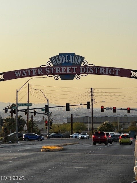 203 Pacific Ave, Henderson, NV 89015
