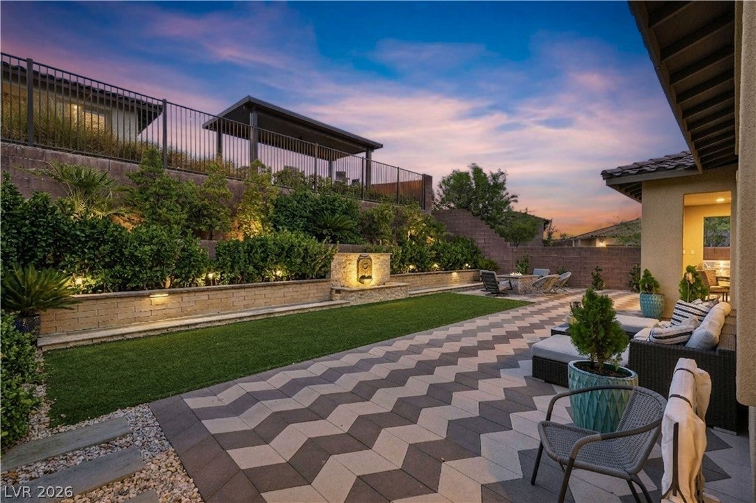 373 Jackalberry St, Las Vegas, NV 89138 photo